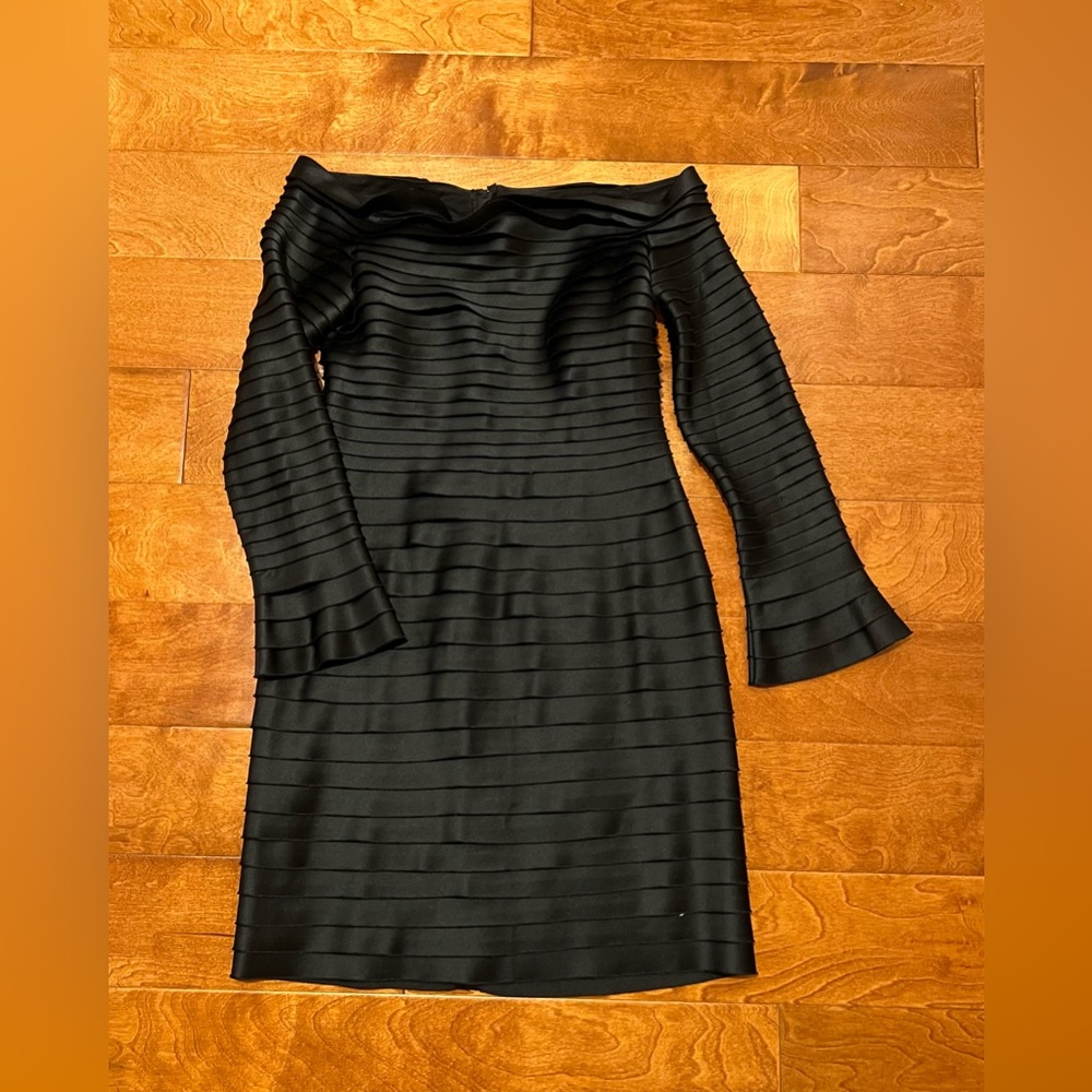 JS Collections Black Off the Shoulder Dress Size 8